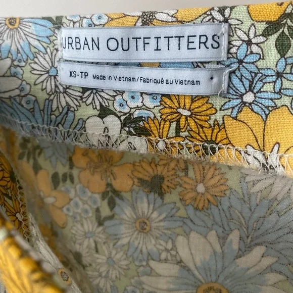 *NWOT UO Darren Notched Linen Mini Skirt size small - Picture 7 of 9